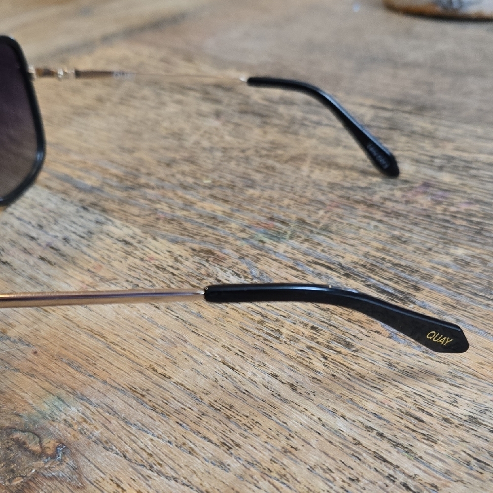 Quay Australia Black and Gold Sunglasses - Picture 3 of 4